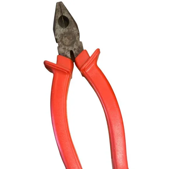 Pair of combination pliers. - Picture 1 of 1